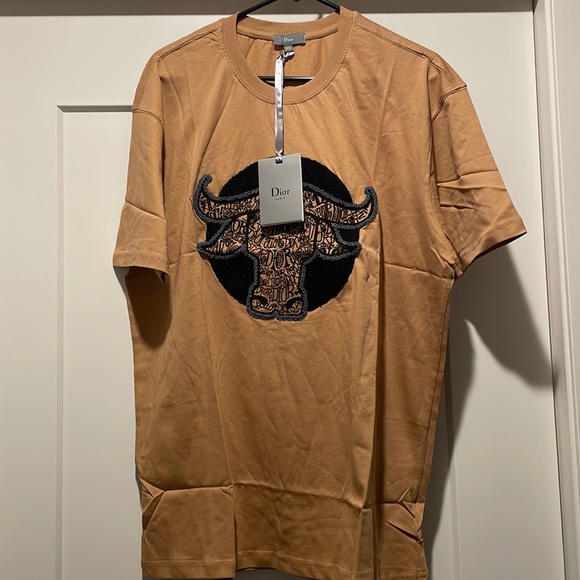 dior bull shirt